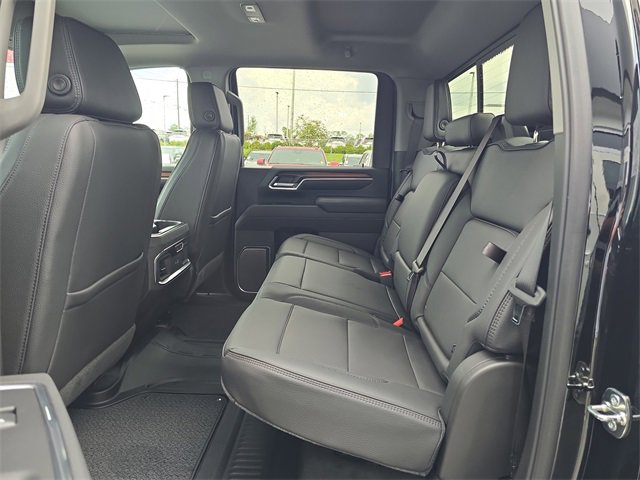 New 2025 GMC Sierra 2500 Denali w/ Denali Reserve Package image 15