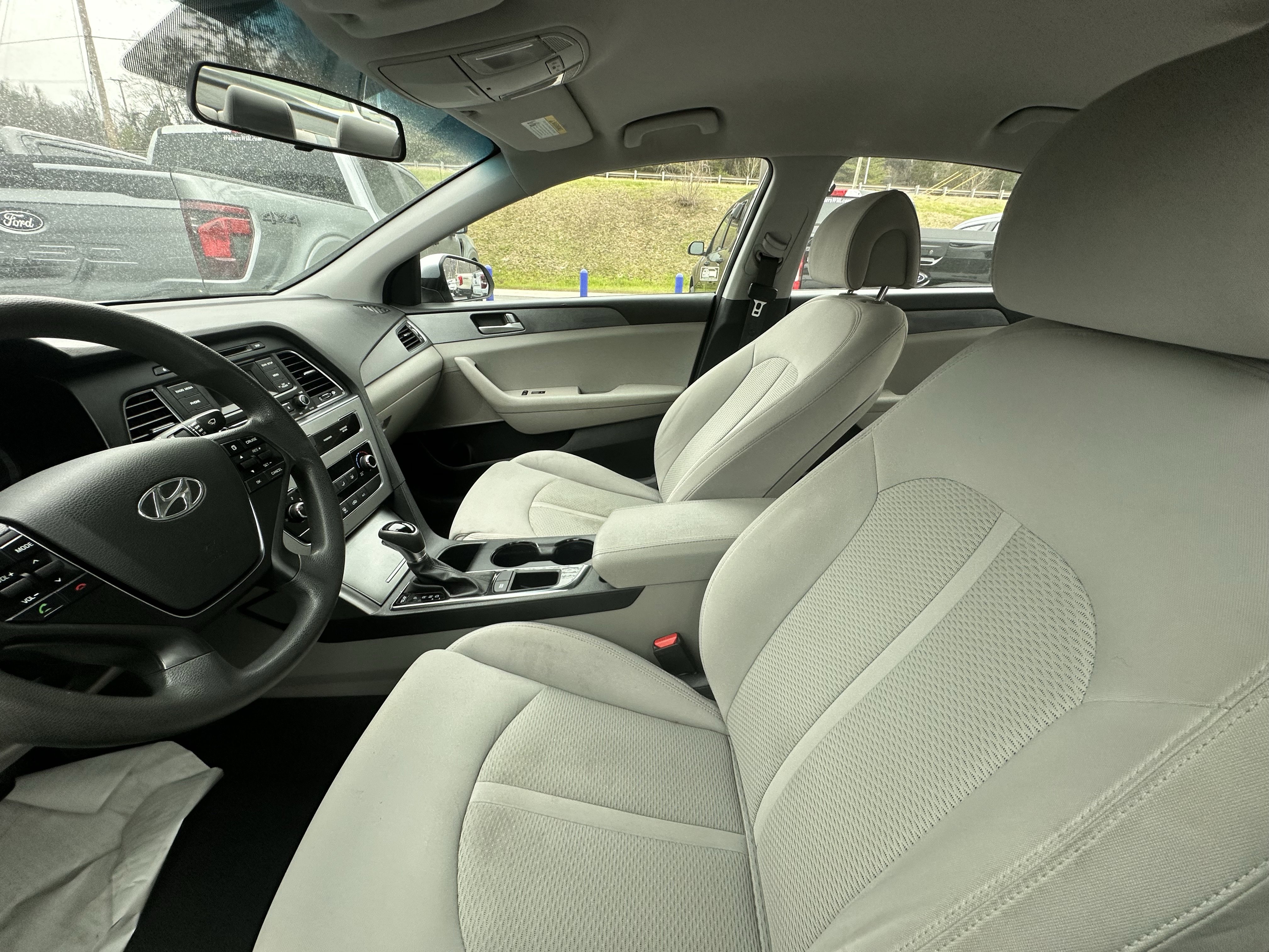 Used 2017 Hyundai Sonata SE image 10