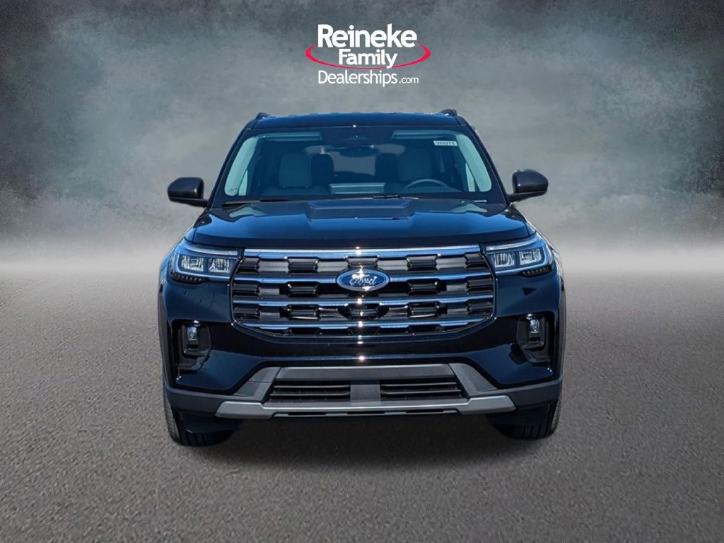 New 2026 Ford Explorer Active w/ Active Comfort Package AWD/4WD image 2