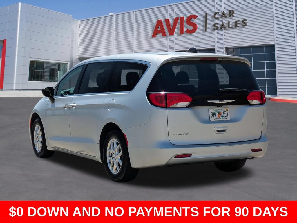 Used 2024 Chrysler Voyager LX FWD image 9