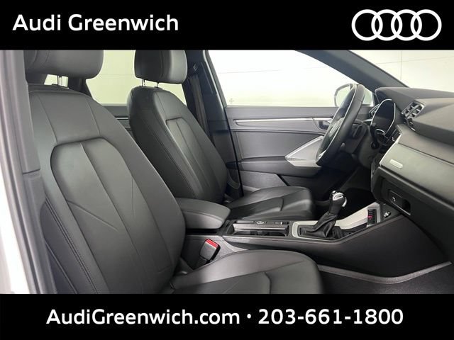 Used 2024 Audi Q3 2.0T Premium w/ Convenience Package AWD/4WD image 12