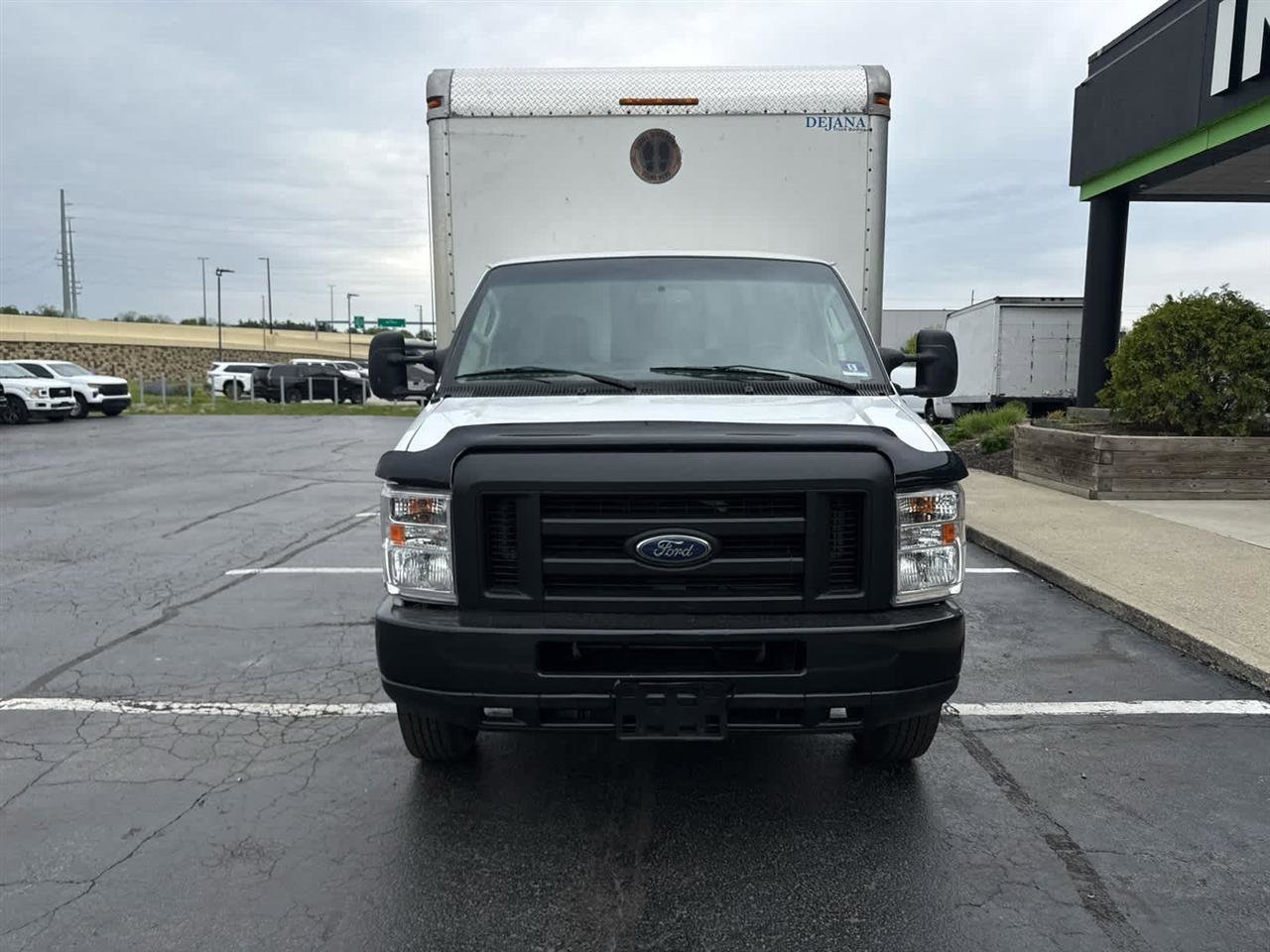Used 2018 Ford E-350 and Econoline 350 Super Duty w/ Power Windows & Locks Group RWD image 3