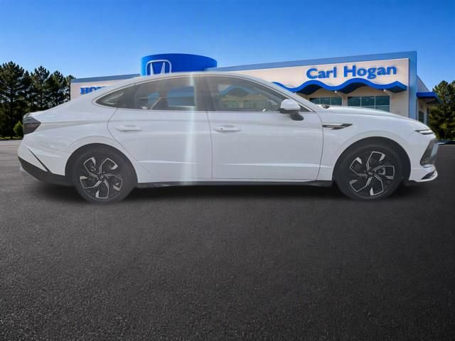 Used 2025 Hyundai Sonata SEL FWD image 10