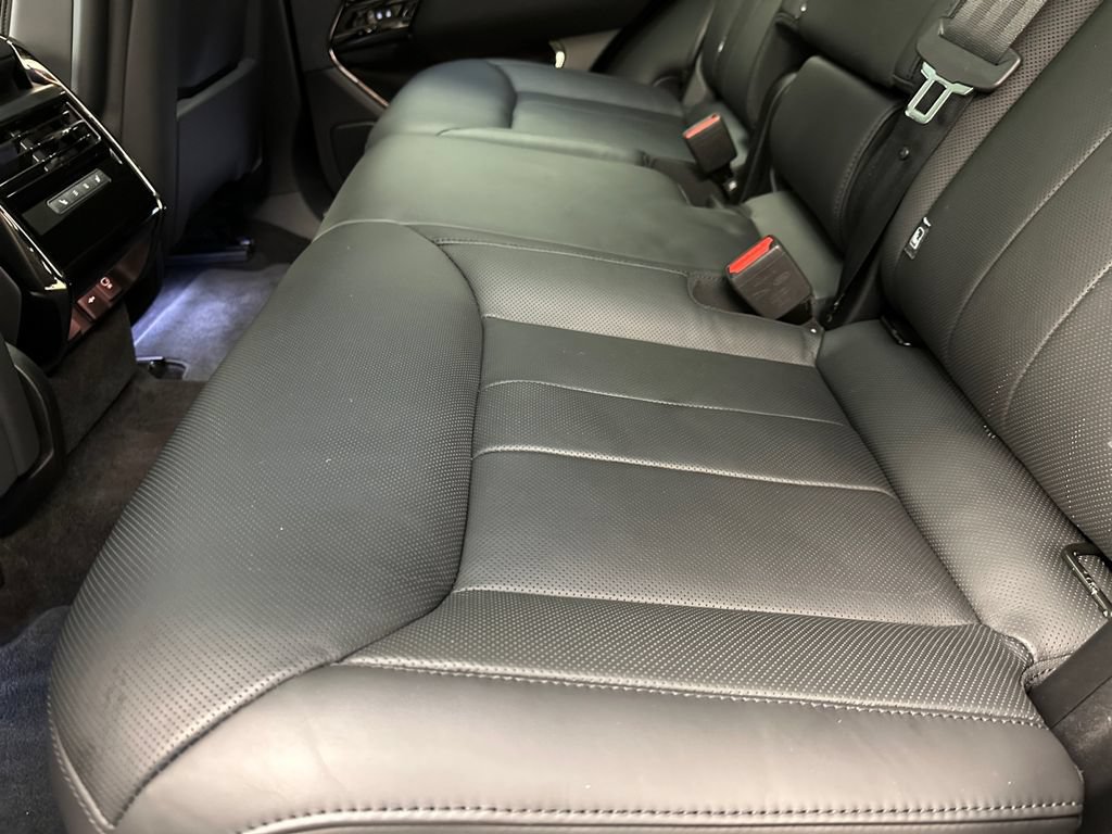 Used 2024 Land Rover Range Rover Sport Dynamic SE AWD/4WD image 17