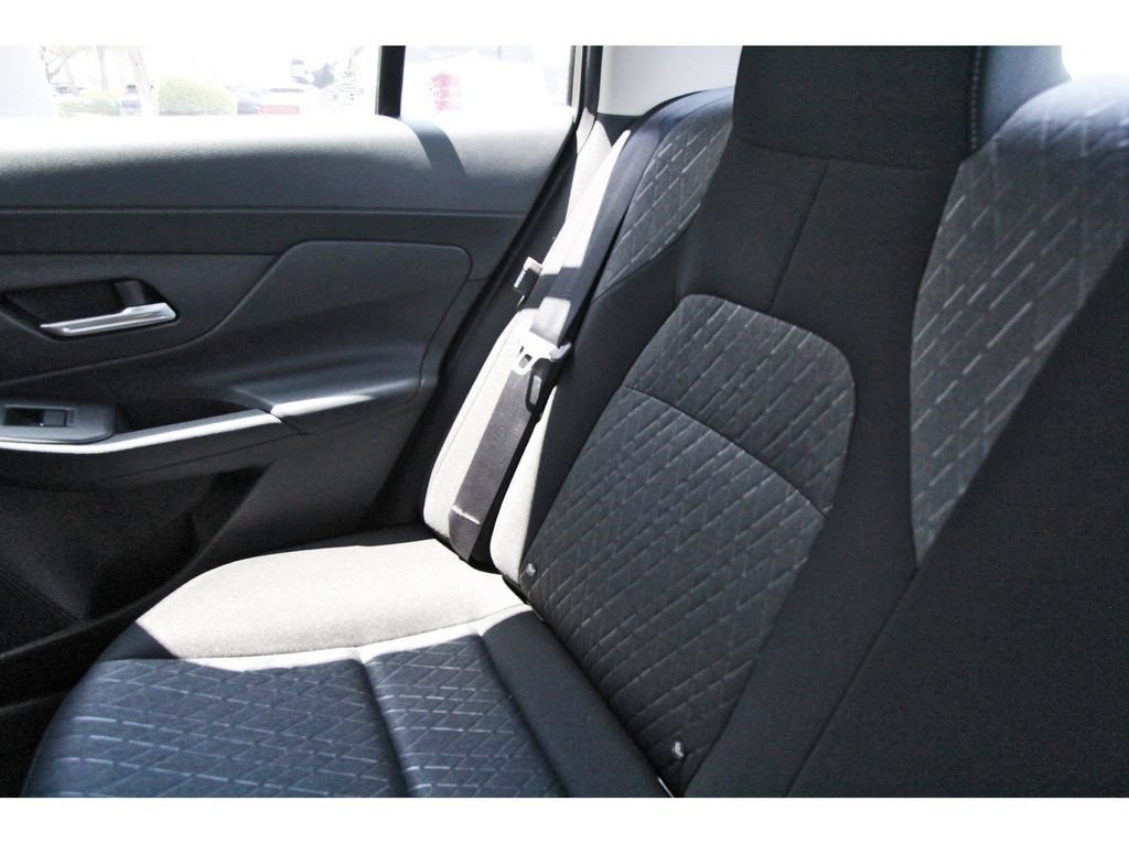 New 2026 Nissan Sentra SV w/ SV Convenience Package FWD image 11