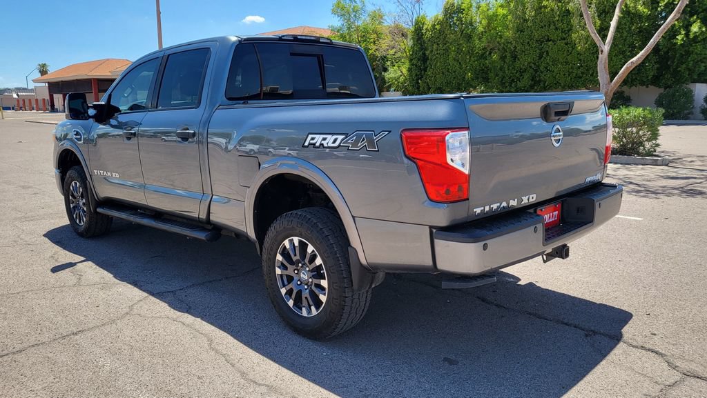 Used 2016 Nissan Titan SV AWD/4WD image 7