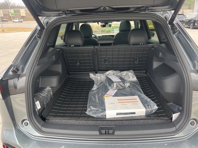 New 2026 Volkswagen Tiguan SE R-Line FWD image 25