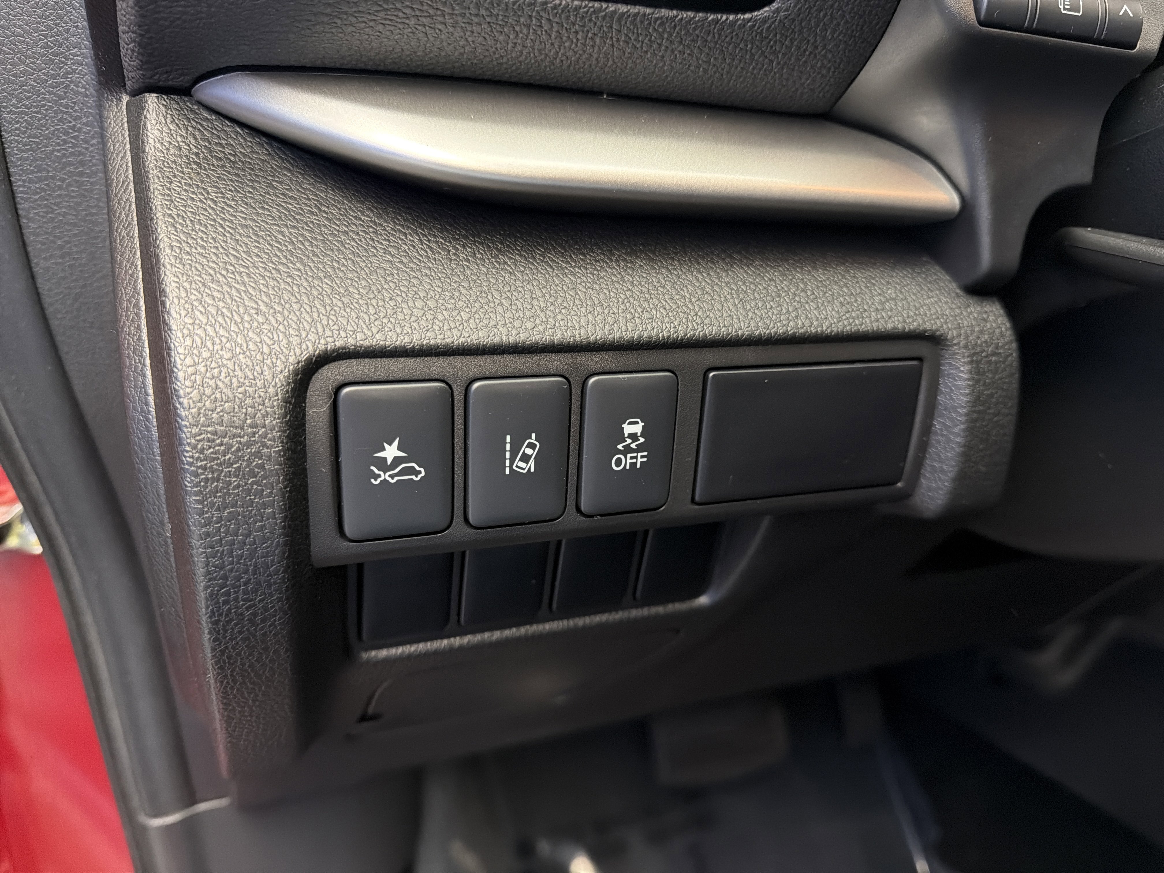 Used 2024 Mitsubishi Eclipse Cross ES image 14