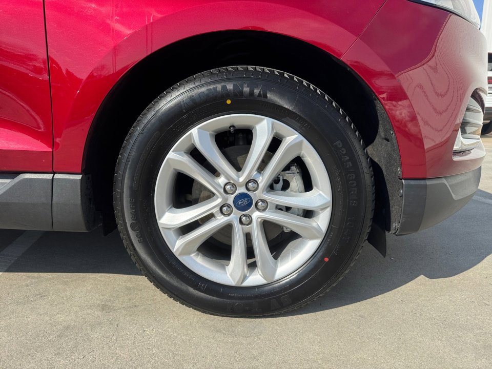 Used 2019 Ford Edge SEL w/ Equipment Group 201A image 29