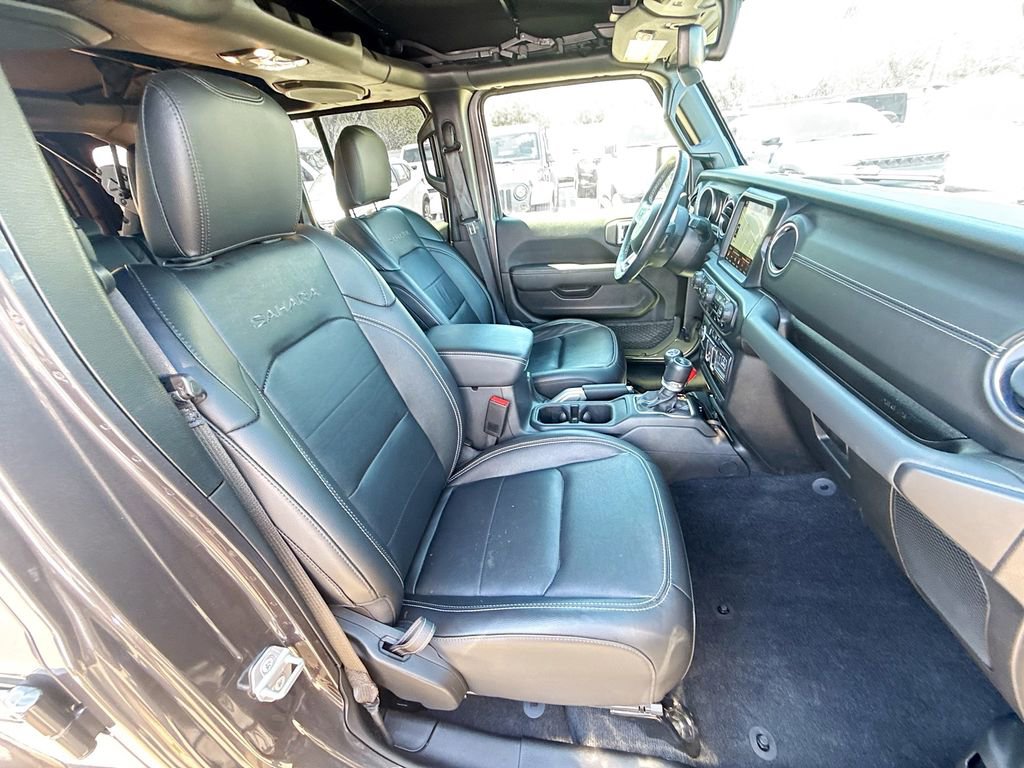 Used 2021 Jeep Wrangler Unlimited Sahara w/ Cold Weather Group image 33