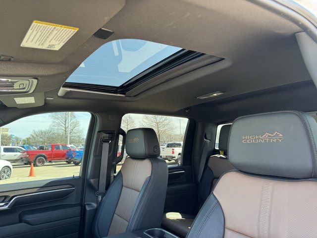 Used 2024 Chevrolet Silverado 2500 High Country w/ Technology Package image 33