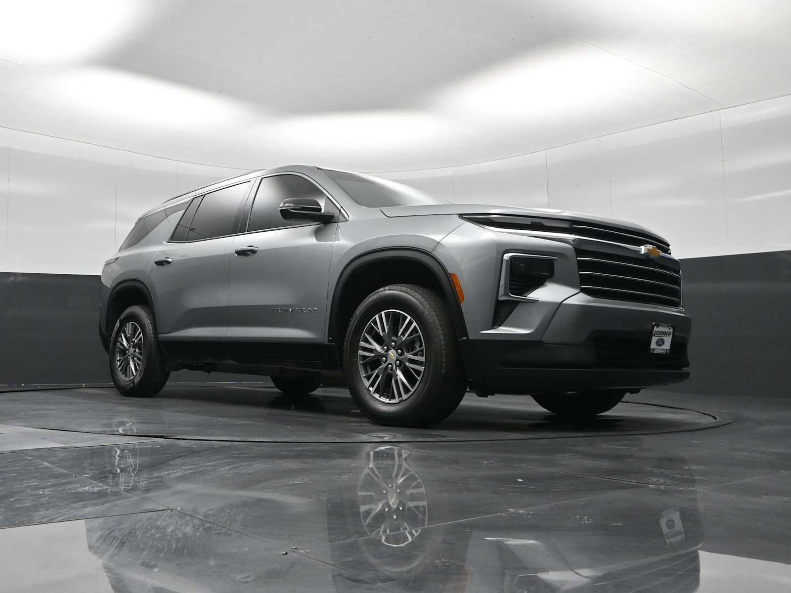 Used 2024 Chevrolet Traverse LT image 25