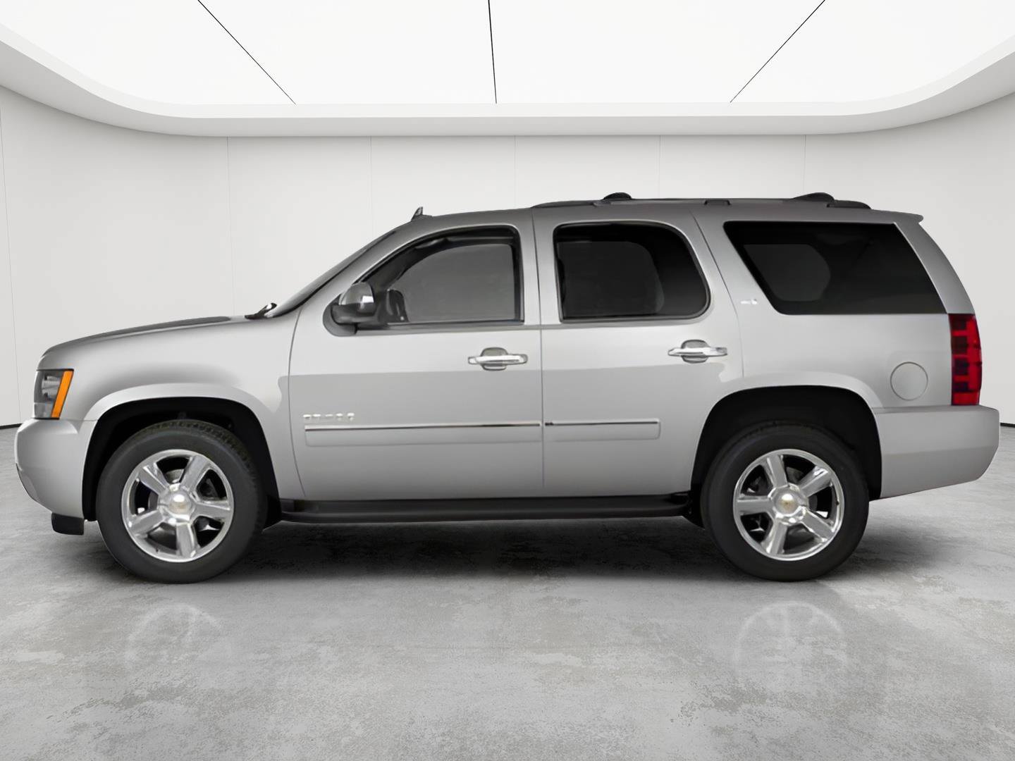 Used 2011 Chevrolet Tahoe LT w/ Luxury Package AWD/4WD image 40