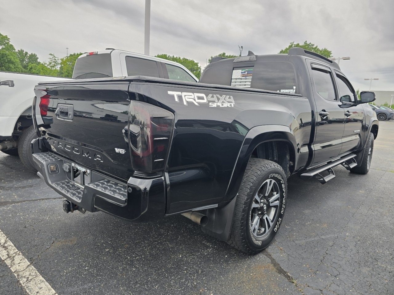 Used 2018 Toyota Tacoma TRD Sport w/ Technology Package AWD/4WD image 7