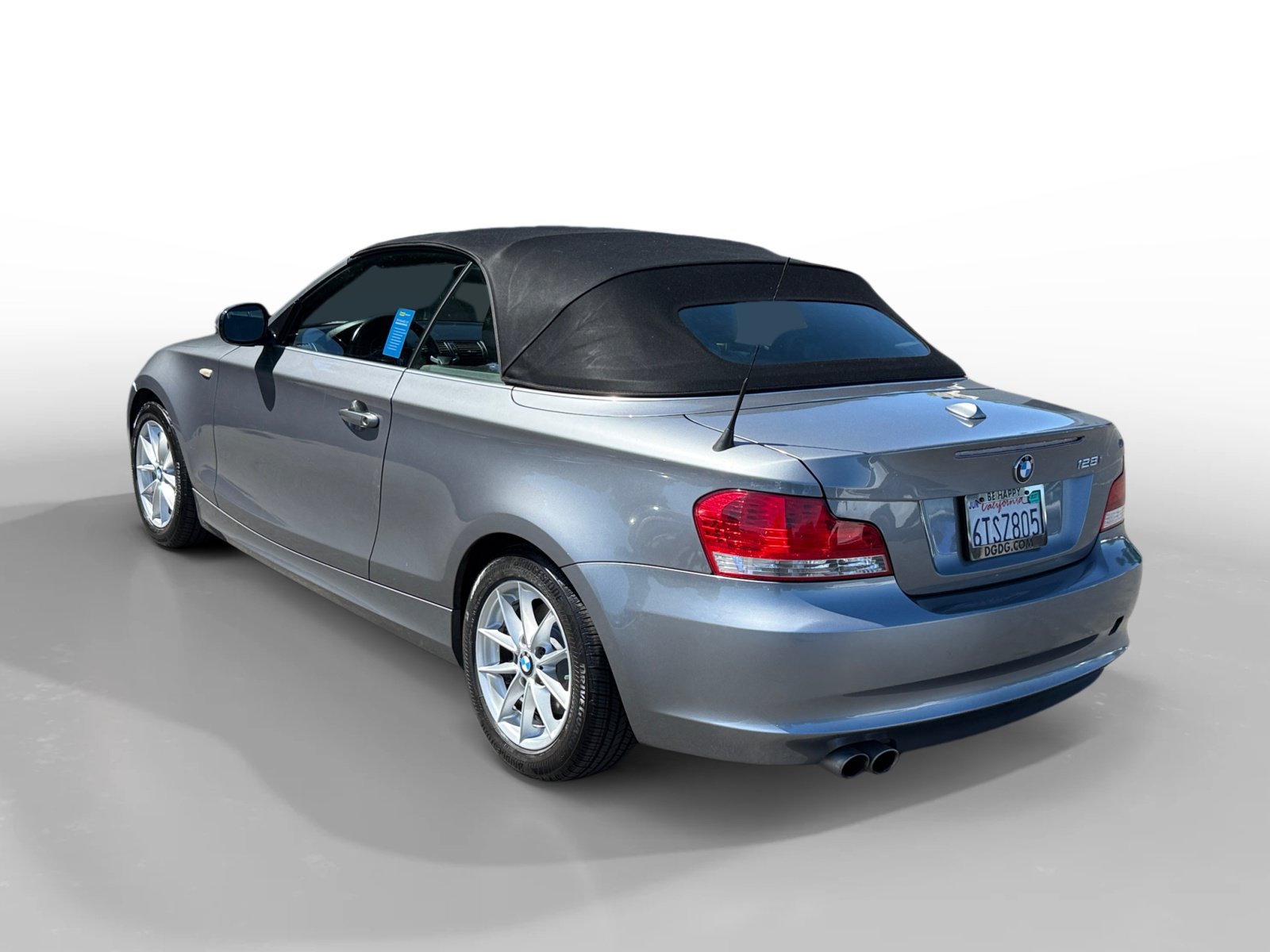 Used 2011 BMW 128i Convertible RWD image 3