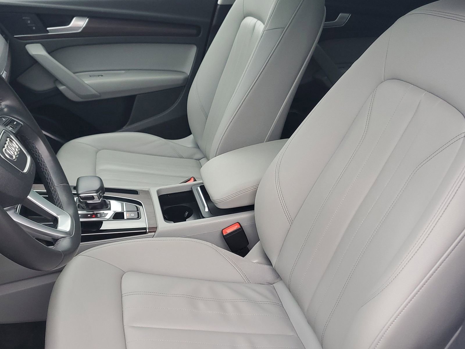 Used 2022 Audi Q5 2.0T Premium w/ Convenience Package image 20