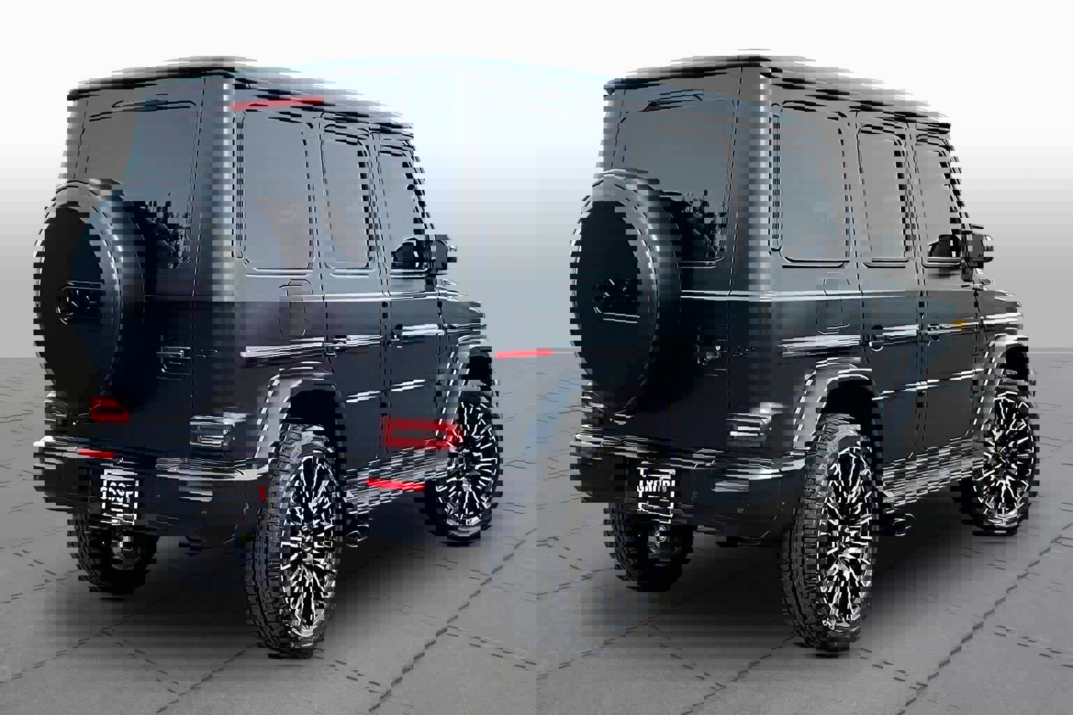 Used 2025 Mercedes-Benz G 63 AMG 4MATIC image 13