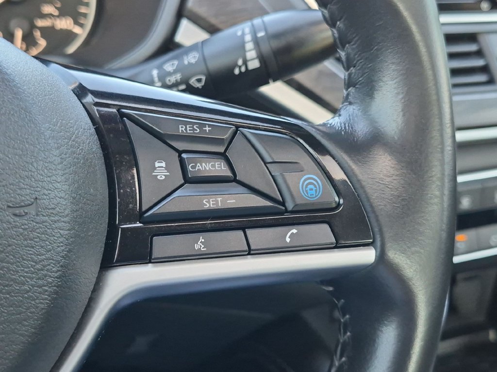Used 2024 Nissan Altima 2.5 SV w/ SV Premium Package AWD/4WD image 16