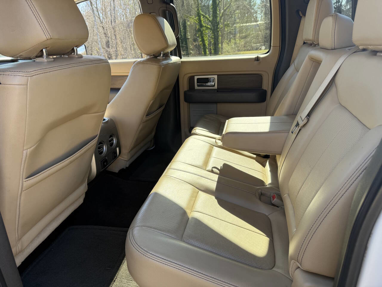 Used 2013 Ford F150 Lariat w/ Luxury Equipment Group image 24