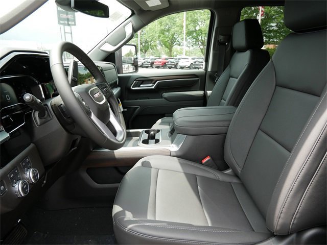 New 2025 GMC Sierra 2500 SLT w/ SLT Premium Package image 5