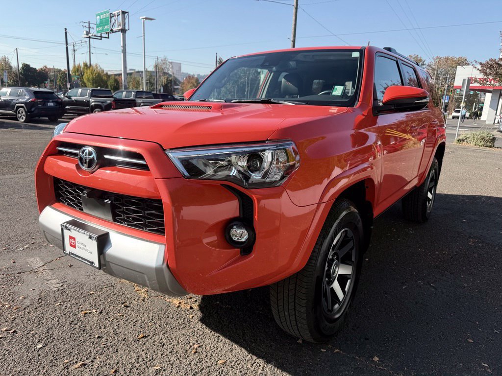 Certified 2024 Toyota 4Runner TRD Off-Road Premium w/ Off Road Premium Plus Package AWD/4WD image 4