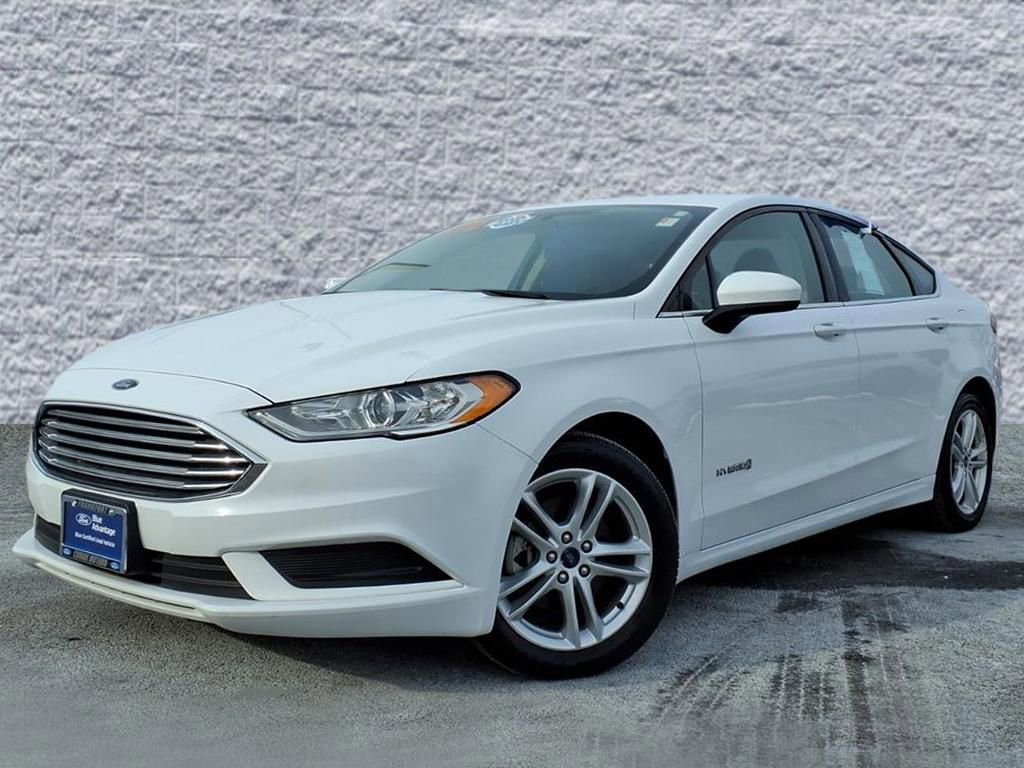 Certified 2018 Ford Fusion S image 3