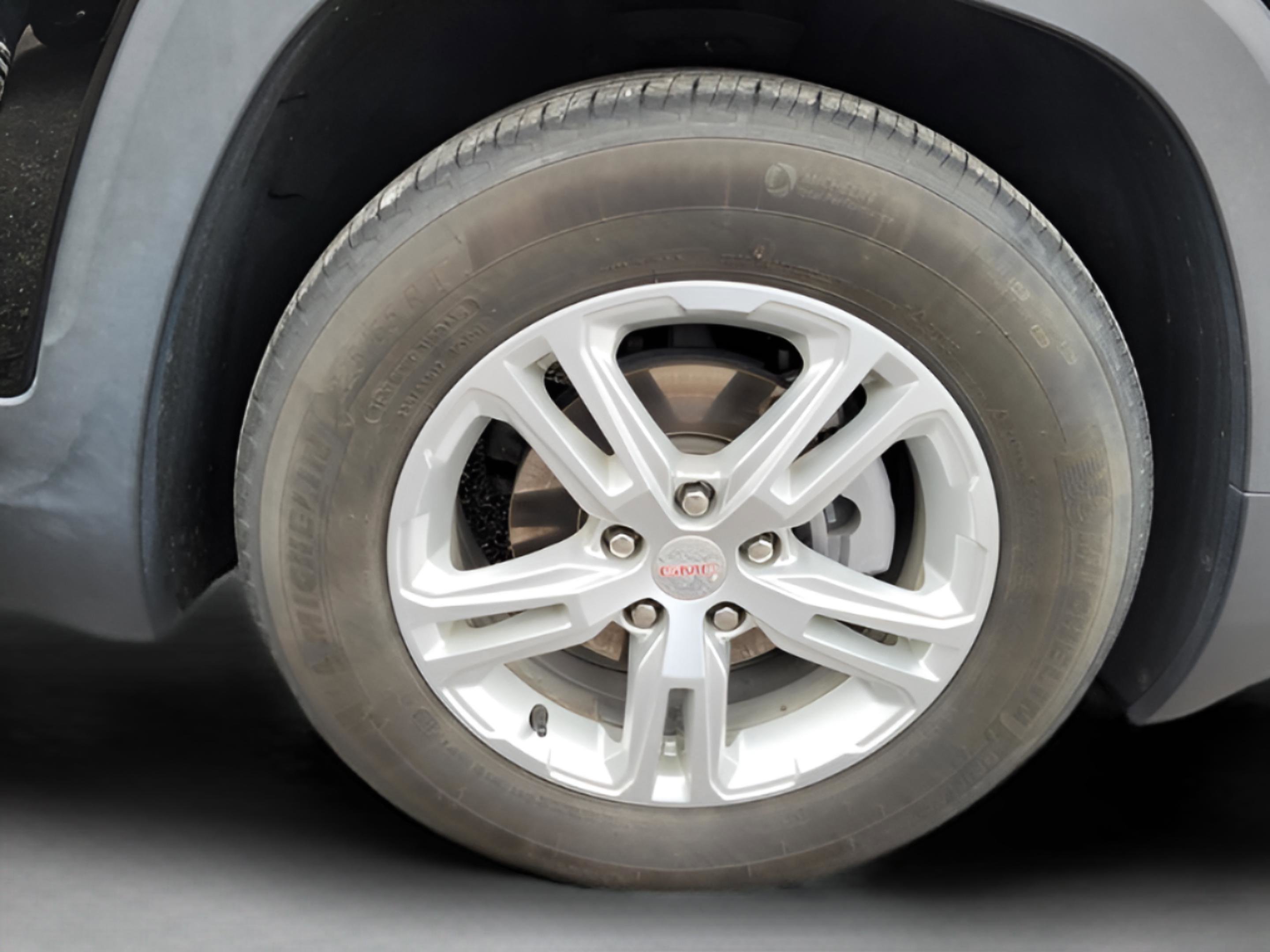 Used 2022 GMC Terrain SLE w/ Driver Convenience Package image 26