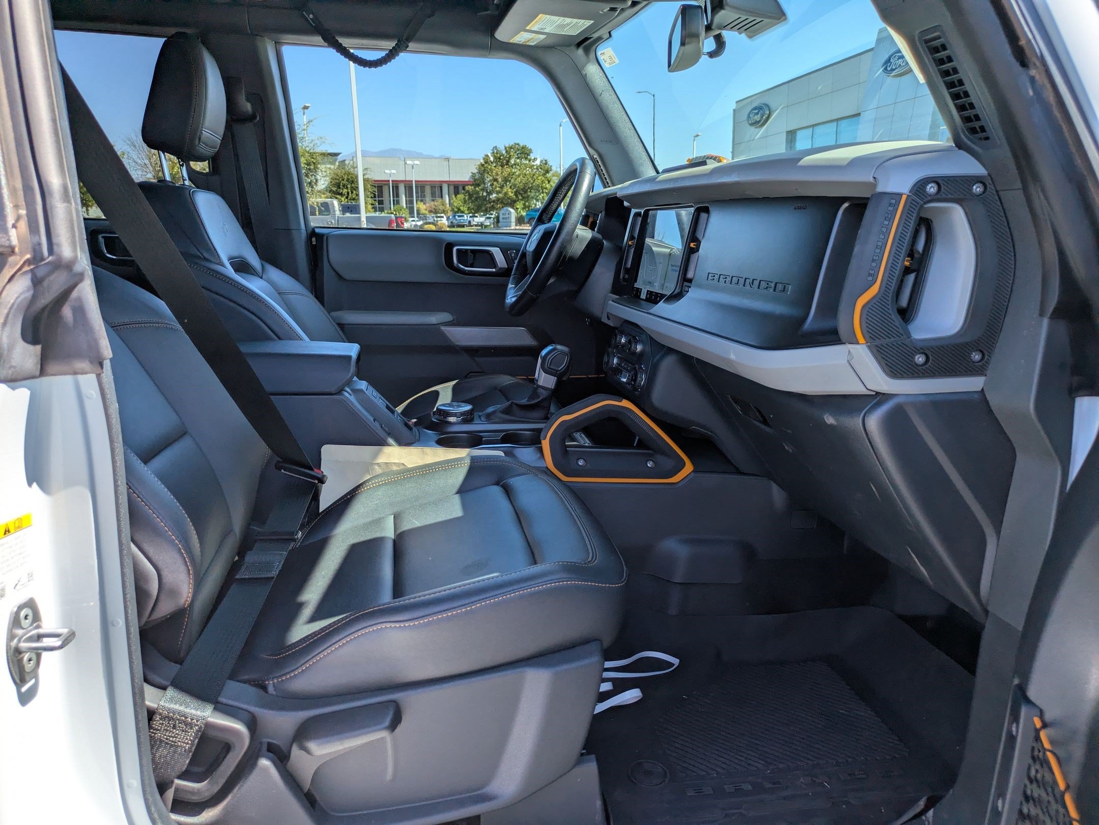 Used 2022 Ford Bronco Badlands AWD/4WD image 32