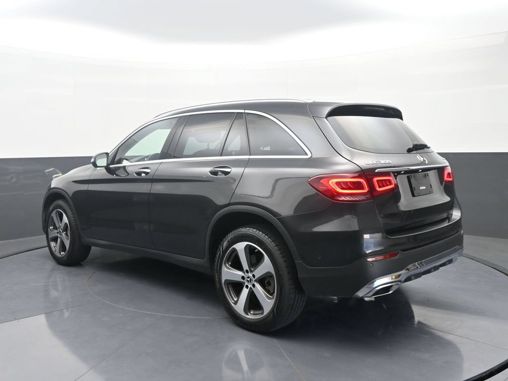 Used 2021 Mercedes-Benz GLC 300 4MATIC image 5
