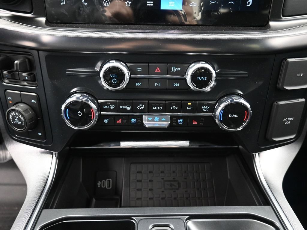 New 2025 Ford F150 Platinum w/ Equipment Group 702A High image 9