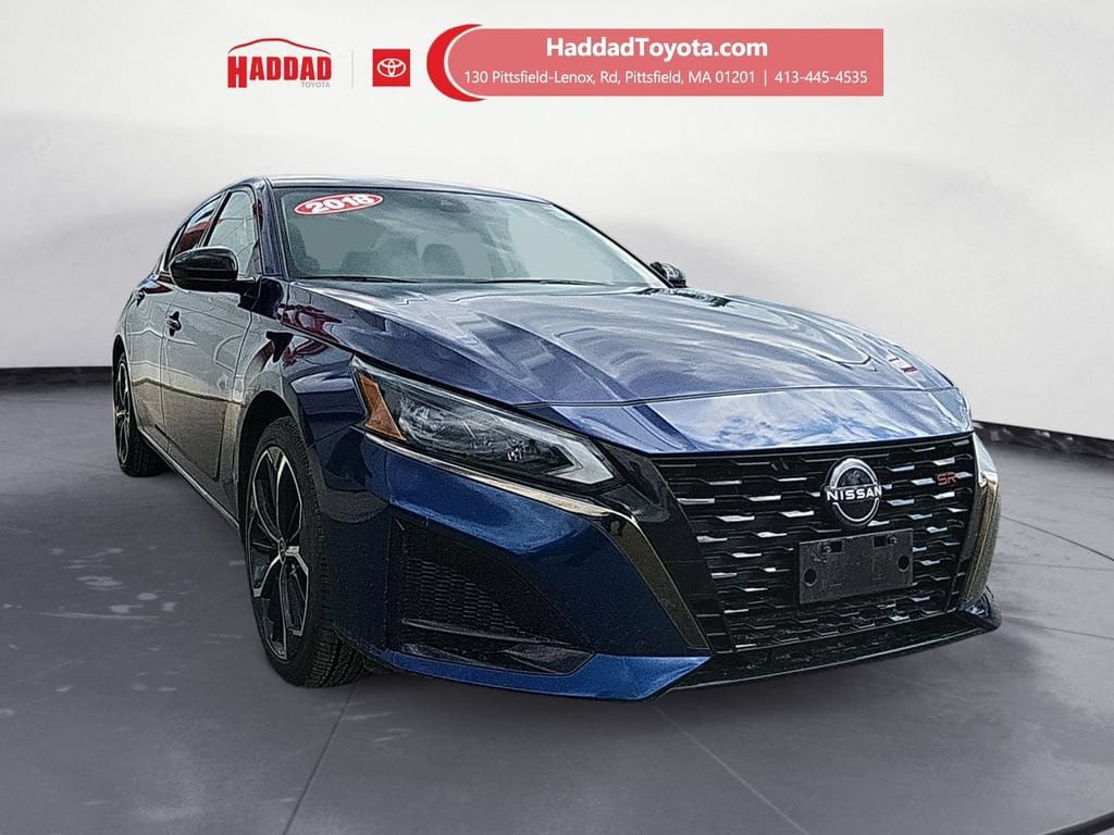 Used 2024 Nissan Altima 2.5 SR AWD/4WD image 8