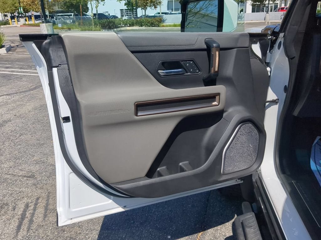 Used 2025 GMC Hummer EV 3X w/ Extreme Off-Road Package AWD/4WD image 27