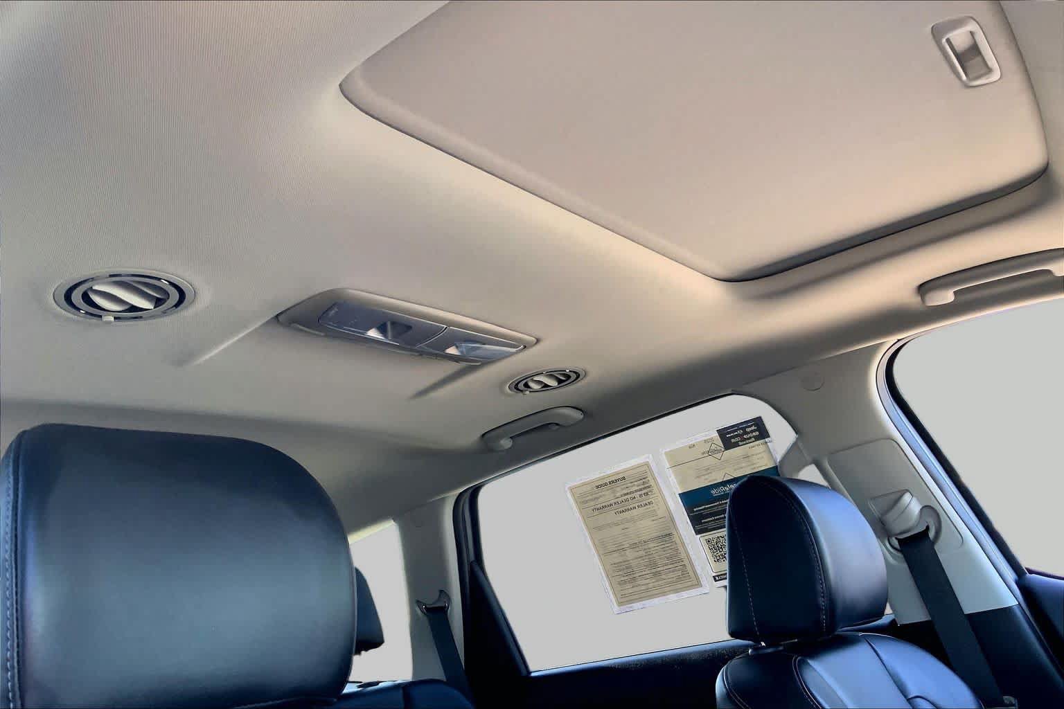 Used 2025 Kia Telluride S AWD/4WD image 19