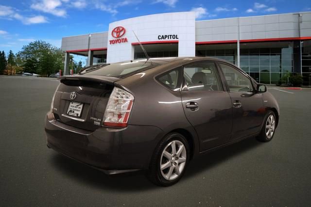 Used 2008 Toyota Prius Touring FWD image 2