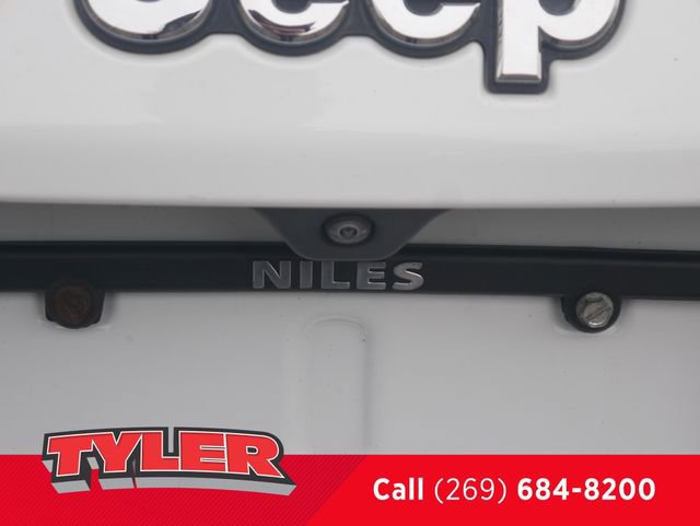 Used 2022 Jeep Compass Latitude image 18