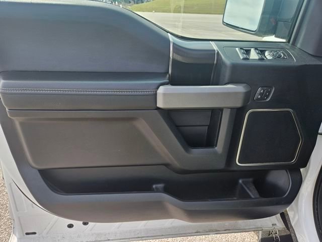 Used 2019 Ford F150 Raptor w/ Equipment Group 802A Luxury AWD/4WD image 10