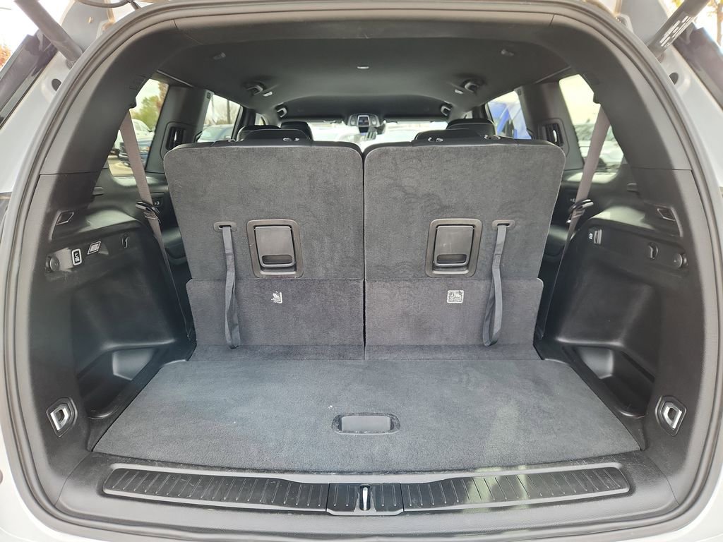 Used 2024 Jeep Grand Cherokee L Limited image 11