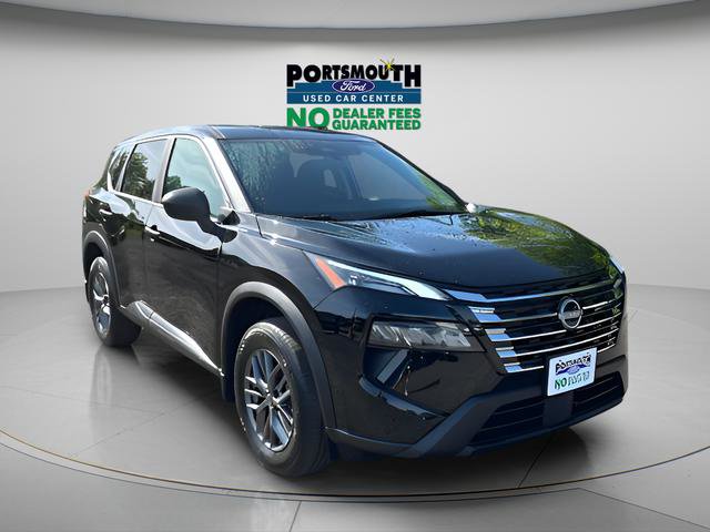 Used 2026 Nissan Rogue S AWD/4WD image 1