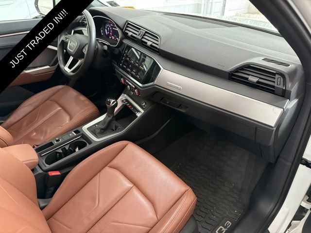 Used 2023 Audi Q3 2.0T Premium w/ Convenience Package AWD/4WD image 14