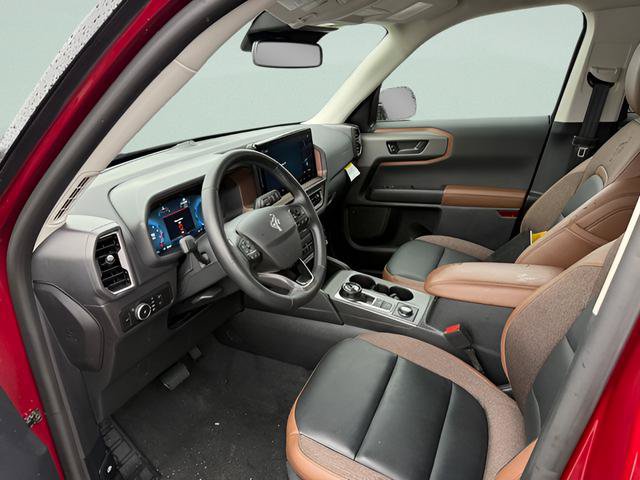 Certified 2025 Ford Bronco Sport Outer Banks w/ Outer Banks Tech Package+ AWD/4WD image 4