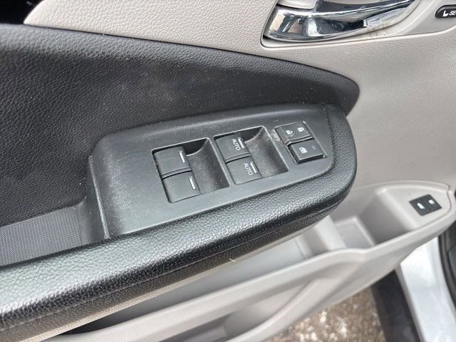 Used 2016 Honda Pilot Touring image 14