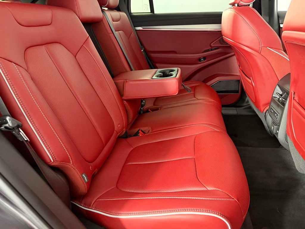 Used 2025 Jeep Wagoneer S Launch Edition AWD/4WD image 32