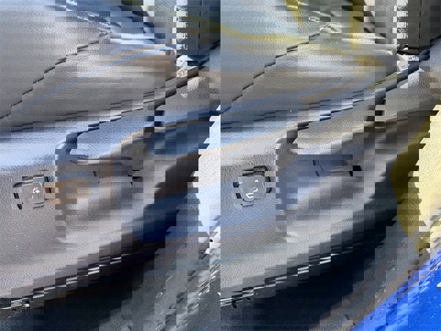 Used 2019 Toyota C-HR Limited image 26