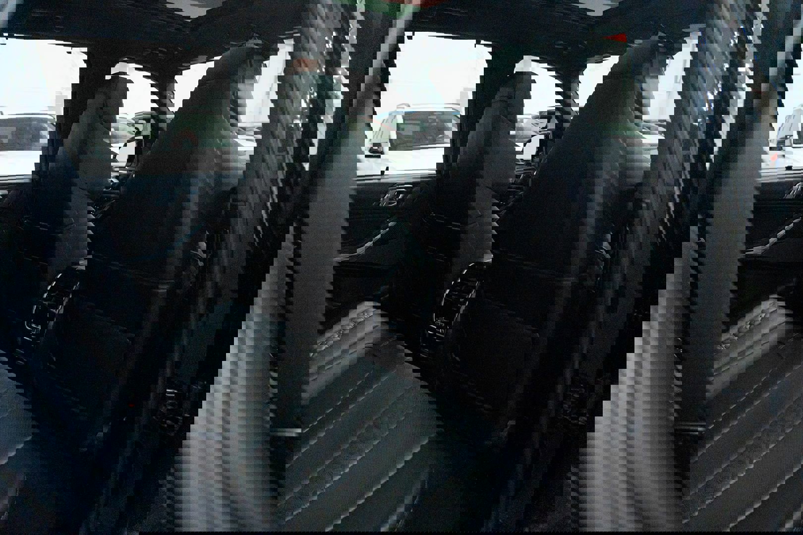 Used 2022 BMW X5 M w/ Executive Package image 36