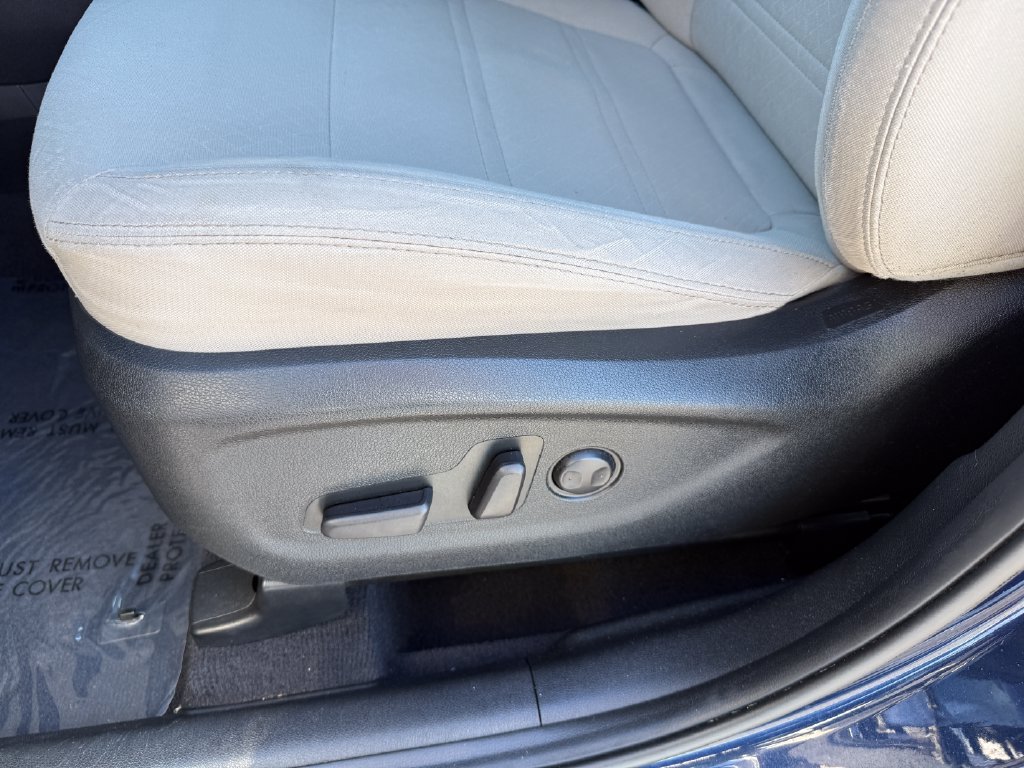 Used 2019 Kia Sorento FWD V6 image 11