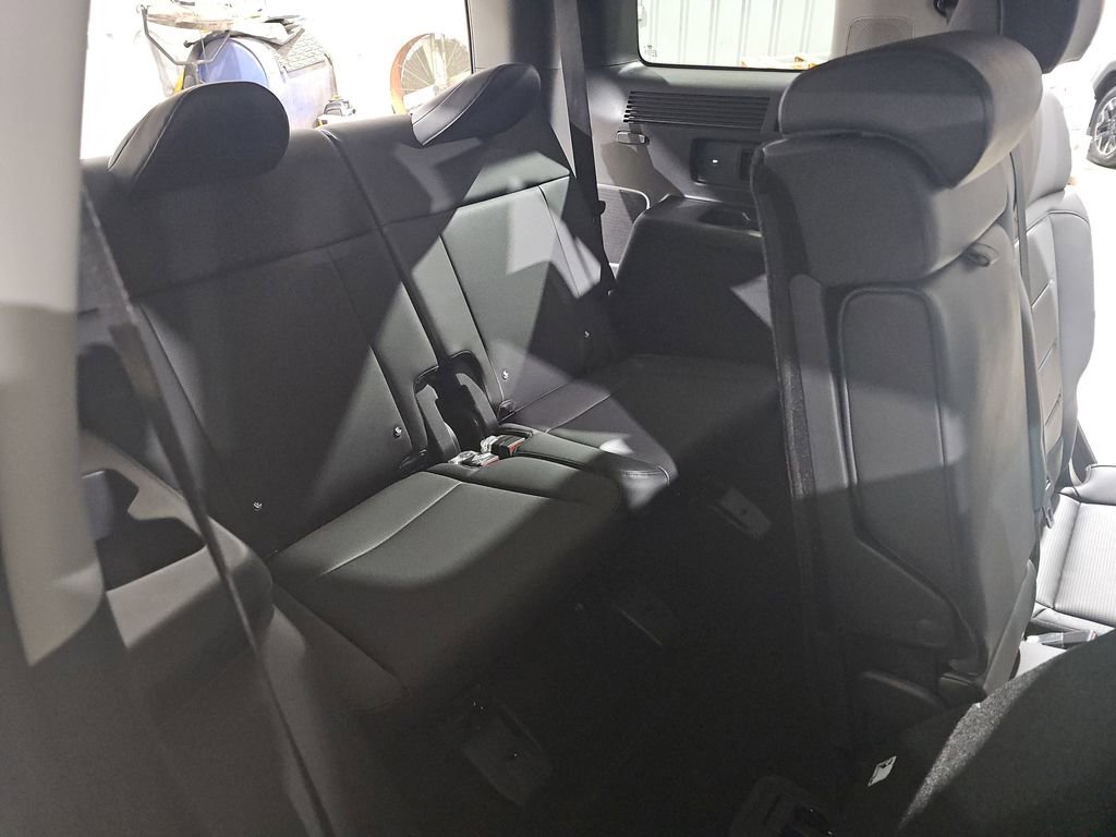 New 2026 Hyundai Santa Fe Limited image 12