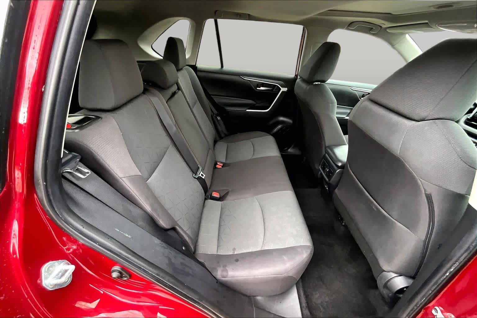 Used 2023 Toyota RAV4 XLE w/ Convenience Package FWD image 19