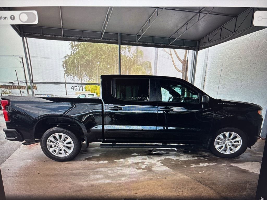 Used 2021 Chevrolet Silverado 1500 Custom RWD image 2