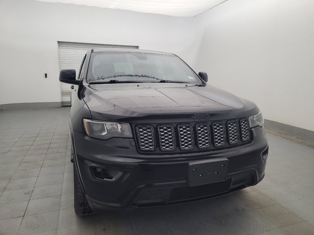 Used 2020 Jeep Grand Cherokee Altitude RWD image 14