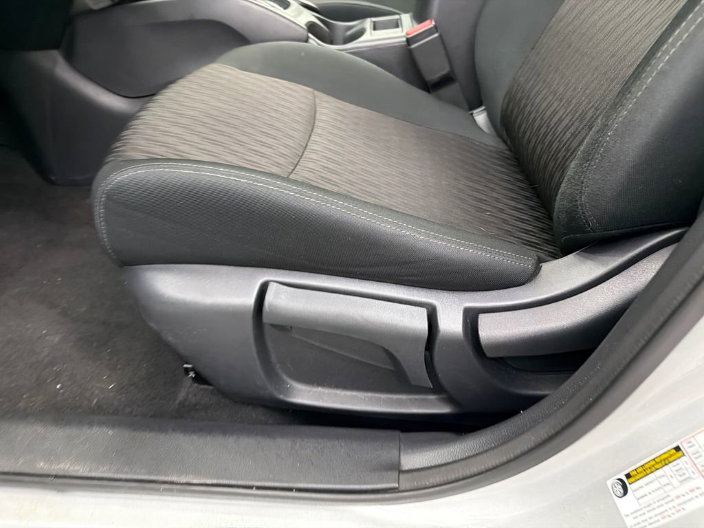 Used 2019 Nissan Rogue S image 10